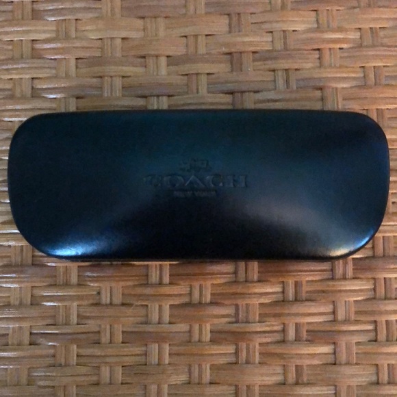 Coach sunglasses - Picture 2 of 5